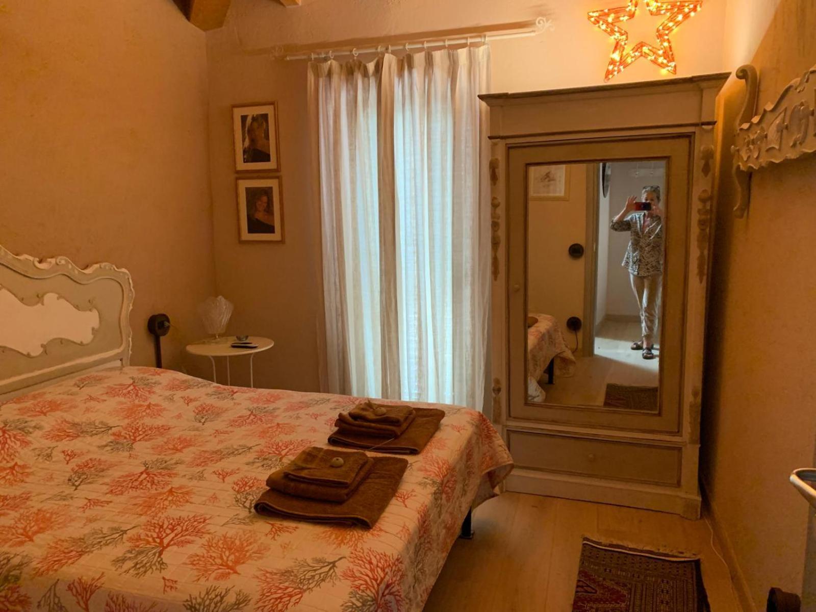 Ferienwohnung La Casa Delle Stelle Tirli Exterior foto